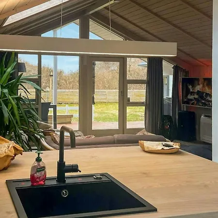Summer House Near And Nature Feriehus